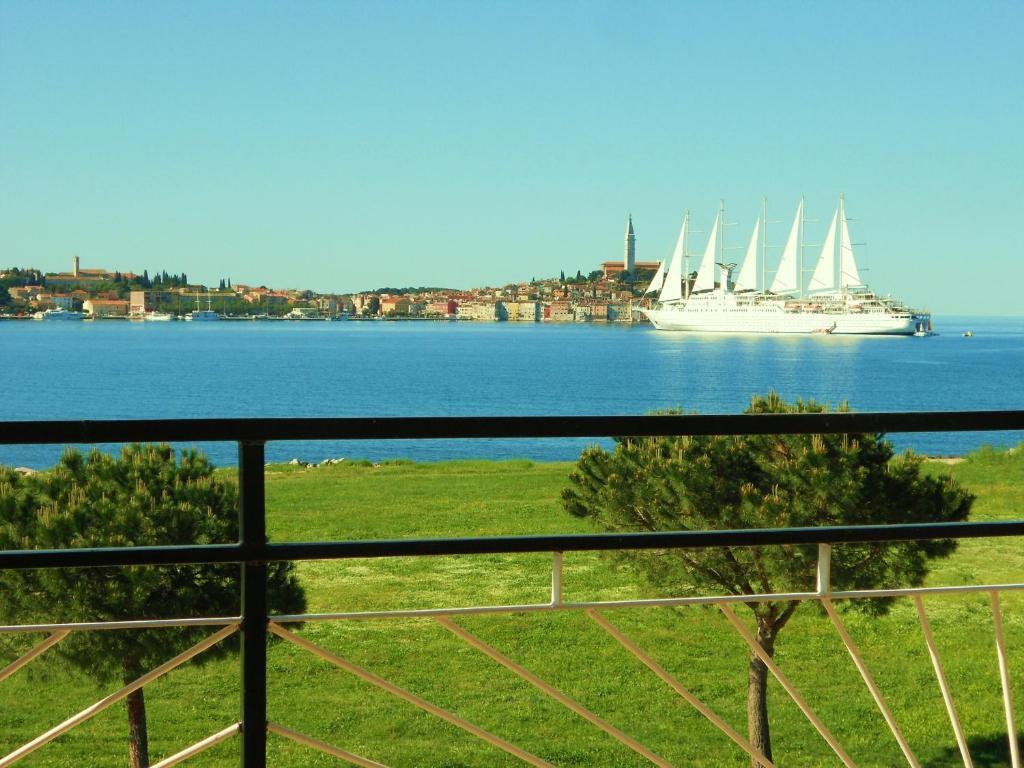 Stella Mare Apartments Ρόβινι Εξωτερικό φωτογραφία