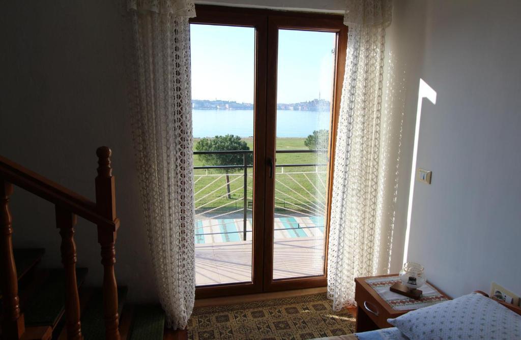 Stella Mare Apartments Ρόβινι Δωμάτιο φωτογραφία