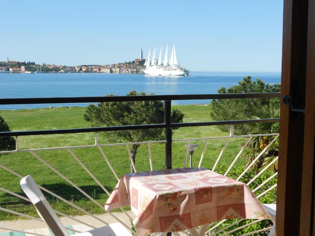 Stella Mare Apartments Ρόβινι Δωμάτιο φωτογραφία